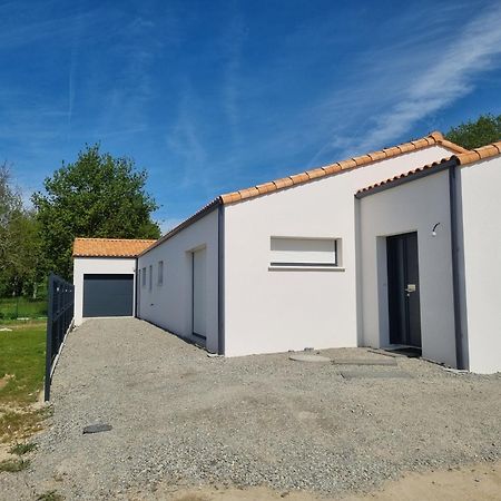 Studio Privatif Tout Equipe Dans Residence De L'Hote Sainte-Flaive-des-Loups Exterior photo
